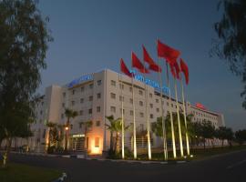 Sky Casa Airport，位于诺阿瑟的酒店