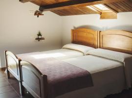 Albergue Camino Norte，位于卡斯特罗波尔的酒店