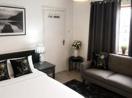 Comfortable Rooms Near Basildon Town Centre，位于巴塞尔顿的酒店