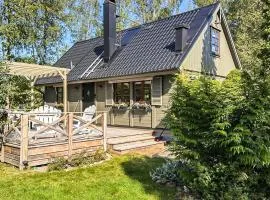3 Bedroom Lovely Home In Flen