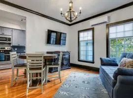 Historic Downtown Marble Falls- 3 Suite Combo123