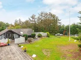 8 person holiday home in Løgstør-By Traum