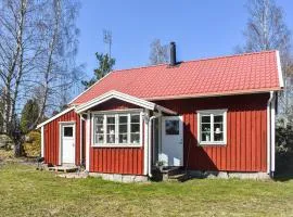 Gorgeous Home In Grästorp With Kitchen