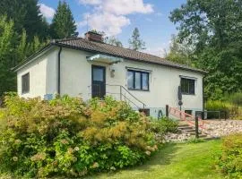 4 Bedroom Beautiful Home In Horn