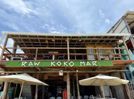 Raw KokoMar CasaNativa，位于巴尔的酒店