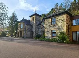 尼斯湖住宿酒店