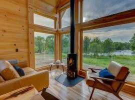 River Views and Private Hot Tub -- The Willow Cabin