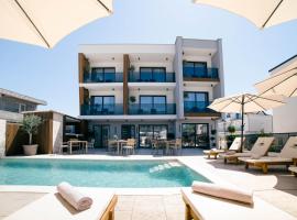 Boutique Hotel Zara，位于乌尔齐尼的酒店
