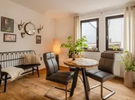 Hunters Lodge Escape - Rustic Style - Nature Views