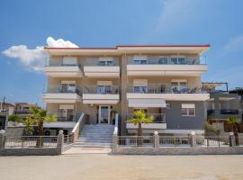 OASIS luxury apartments and rooms nikiti，位于尼基季的酒店