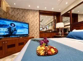 EXECUTIVE SUITE Piscina & Parking Privado