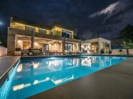 Vila Lux