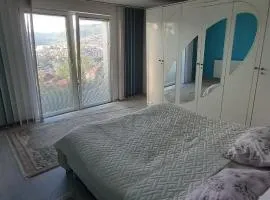 Lari and Klo Apartments