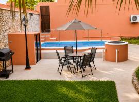 Villa Odalys Cozy Mexican style house，位于梅里达的酒店