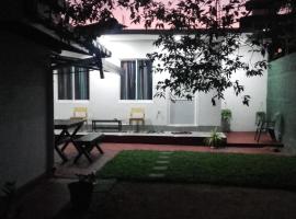 Araliya White House，位于尼甘布Negombo General Hospital附近的酒店