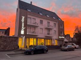 Karaez Hôtel - BritHotel Carhaix，位于卡尔艾普卢盖的酒店