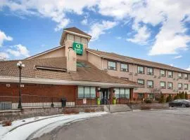 伯灵顿品质酒店 