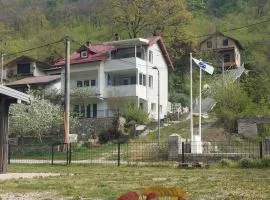VISIT BORAČKO LAKE beach apartment
