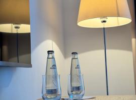 Plaza Rooms & Studios，位于福希海姆的酒店