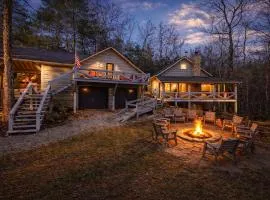 Near Toccoa River • Hot Tub • Fire Pit • Gameroom