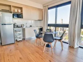 Just 100 meters from Shopping del Sol