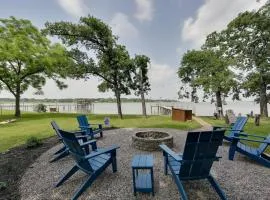Waterfront Cedar Creek Lake Gem: Near Marina!