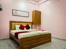 Hotel Vrinda mohan kunj 2 Near Prem Mandir，位于范兰德凡的酒店