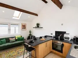 Foxglove - 2 Bed Cottage - Red Forest Retreats