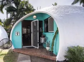 Binishell Igloo 5 - Unique Beachfront Escape with Pool