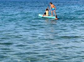 Cabarete Nirvana Eco Lodge Surf & Kite by Encuentro Beach，位于苏莎亚的酒店