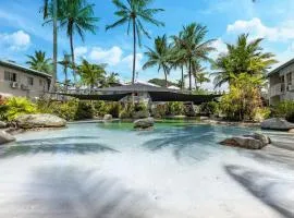 Trinity Beach Resort - Lush Tropical Getaway