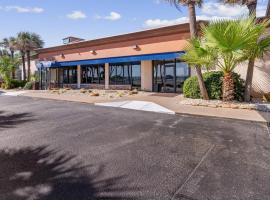 Beachfront Palms Resort Galveston, an Ascend Collection Hotel，位于加尔维斯敦的酒店