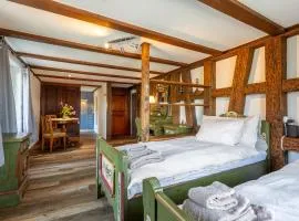 Charming Swiss Lake View studio apartment