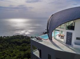Sky Dream Villa Award Winning Sea View Villa，位于茶云莱海滩的家庭/亲子酒店