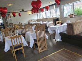 Swan hotel & restaurant，位于惠灵顿的酒店