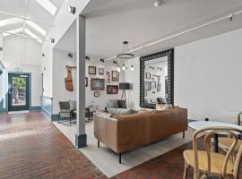 Hotel Scandi Poulsbo，位于波尔斯波的酒店