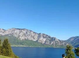 MEGA WEEKEND Apartment in Salzkammergut Nähe Attersee Traunsee Gmunden Bergen