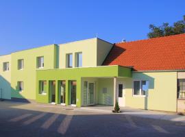 Dorfgasthof Berlakovich，位于Weppersdorf的酒店