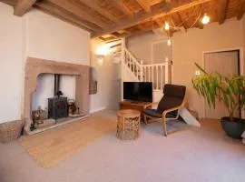 The Old Cookery Cottage & Free Parking