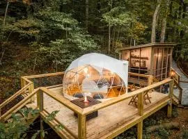 Experience Unrivaled Luxury: Exclusive Dome with Hot Tub and Unique Views in North Carolina