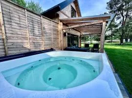 Kukułkowa Stodoła - nowoczesny dom z jackuzzi