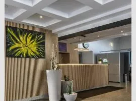 沃尔德湾里兹酒店 