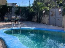 Casa Huahuix - Residencia Familiar con Piscina en Mérida