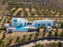 Luxury Villa with Panoramic Sea Views