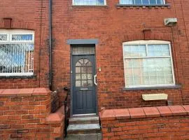 Oldham stays 3 bed house