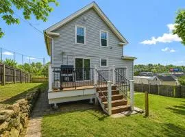 Home Near Parks & Downtown Worcester