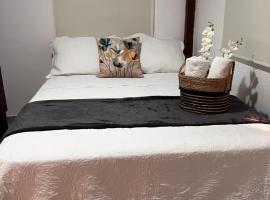 Cabaña confortable y familiar，位于科韦尼亚斯的酒店