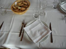 La Colombarola Agriturismo，位于Farneto的酒店