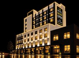 LIV Hotel Bronx GRAND OPENING，位于布朗克斯的酒店