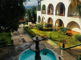 Hotel Hacienda de Jalpan，位于加尔潘的酒店